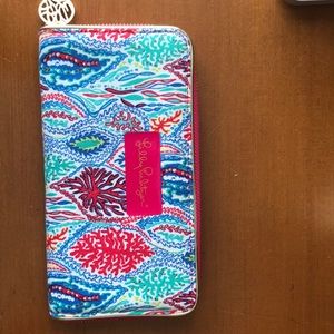 Lilly Pulitzer wallet